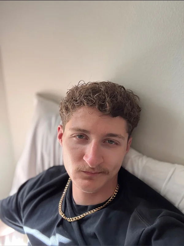 AaronLennoxXx