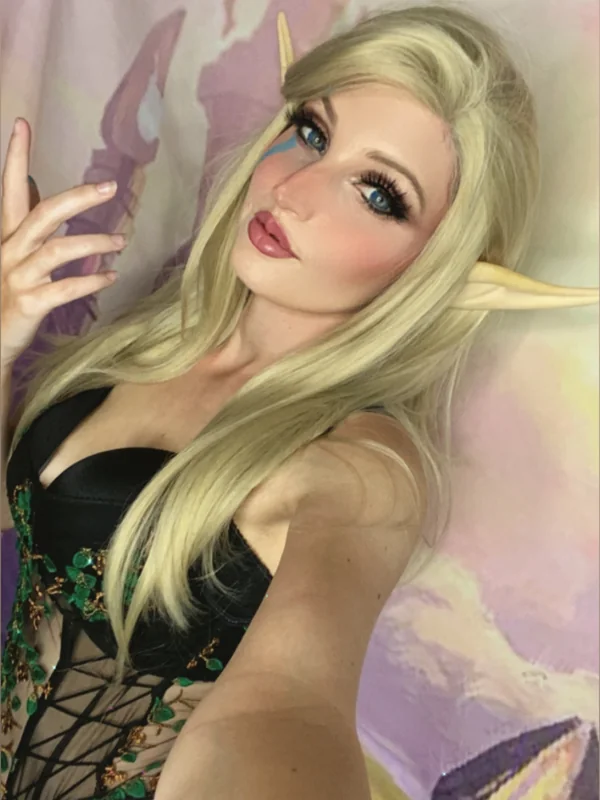 Alrevia (Dark Lady)