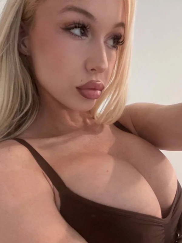 Alanna Lane 💋
