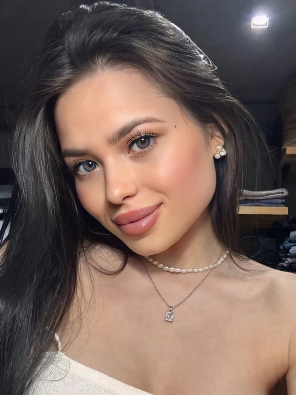 Alina Veskova