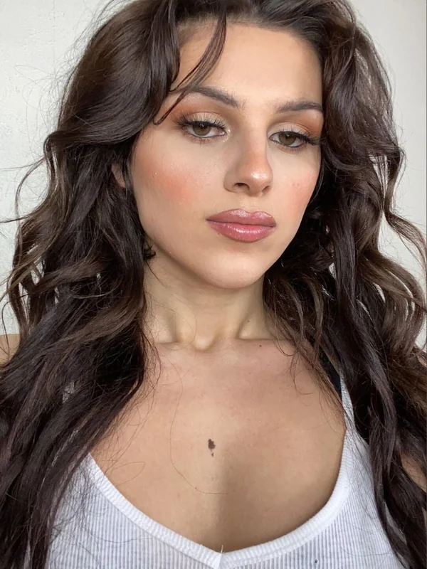 Alivia