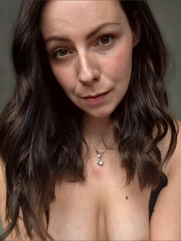 Amelia Carter✨️