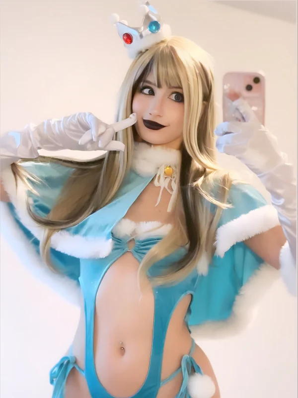 Ami Inu | cosplay girl next door