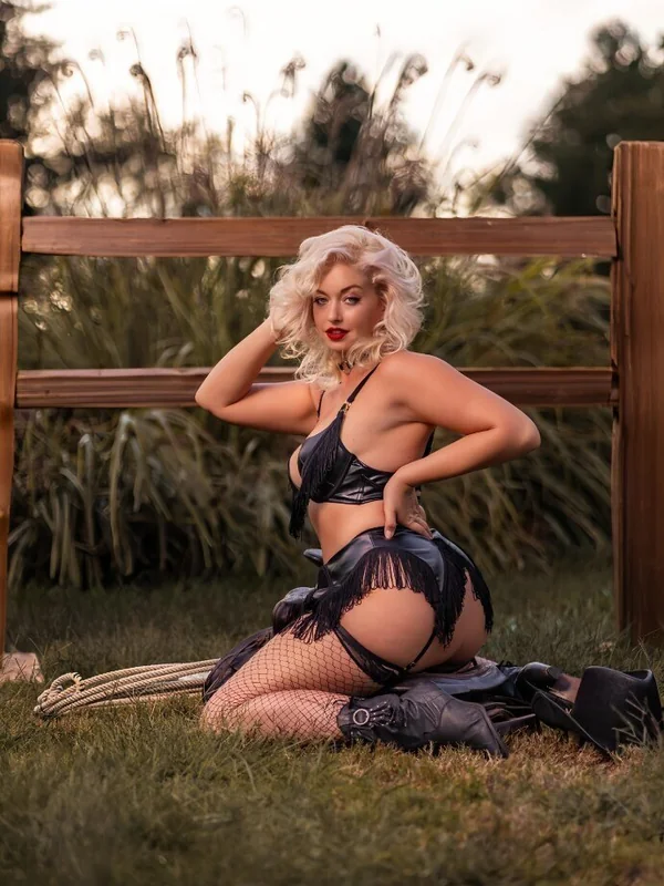 Antoinette Louise VIP