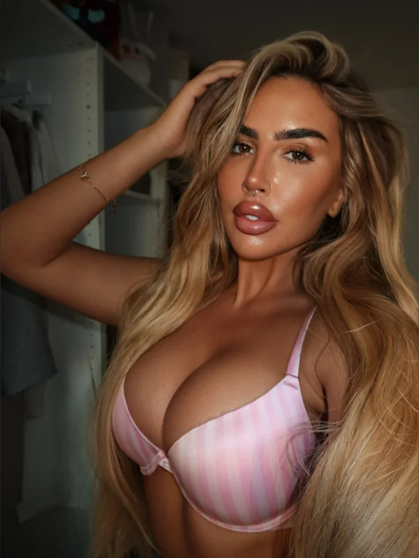 Arabella Lajares 💕