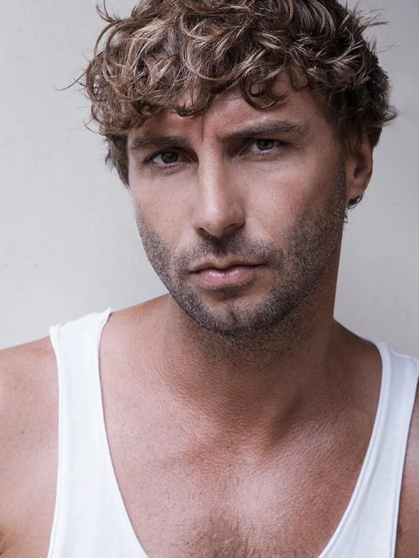 Eliot Klein / Attila Kiss  photographer