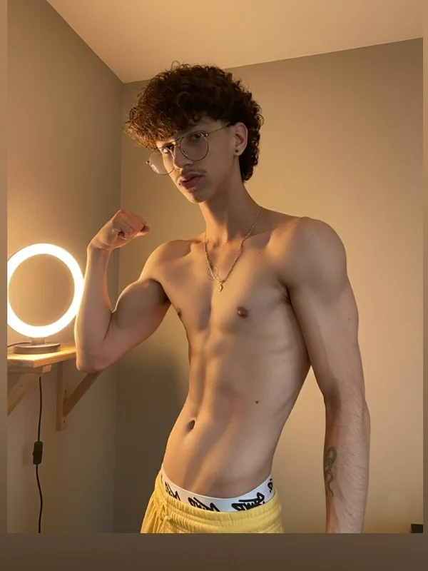 𝔅𝔯𝔶𝔞𝔫🧑🏻‍🦱
