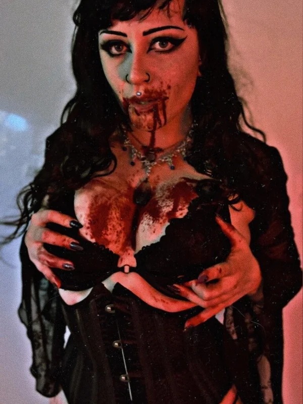 Kat Angellove 🌙✨