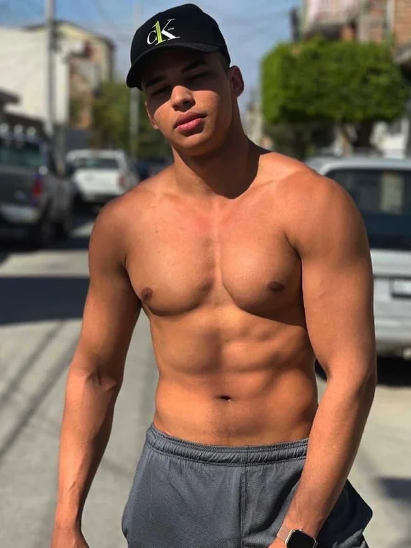 Carlos M
