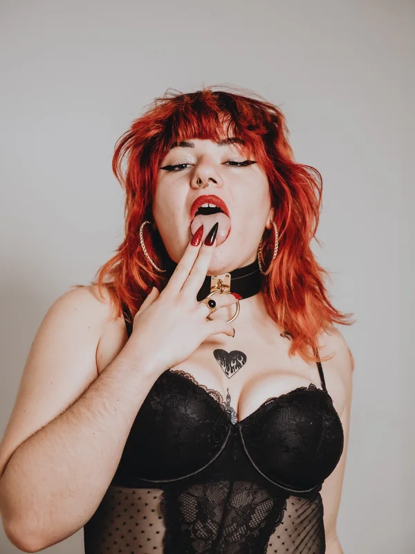 👩‍🦰 ✨ 𝙔𝙊𝙐𝙍 𝙃𝙊𝙍𝙉𝙔 𝘾𝙇𝘼𝙎𝙎𝙈𝘼𝙏𝙀