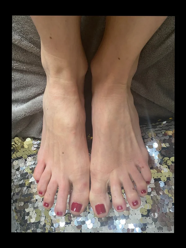 cleopatrasweetfeet