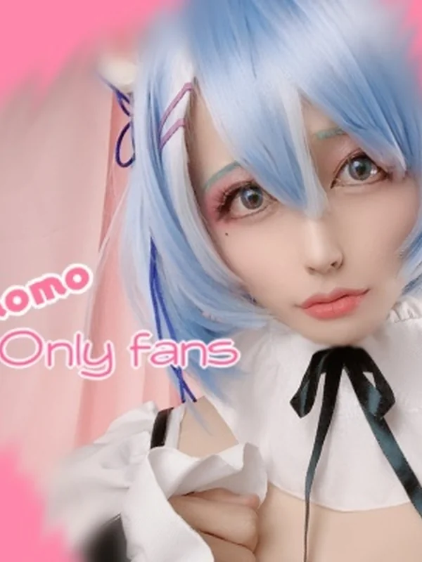 momo JP cosplay