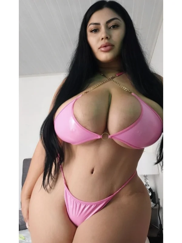 ༒•BIG TITS 🍈🍈 Dani Amador•༒