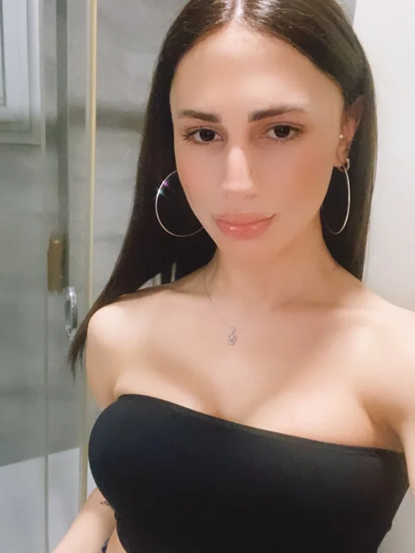Esta