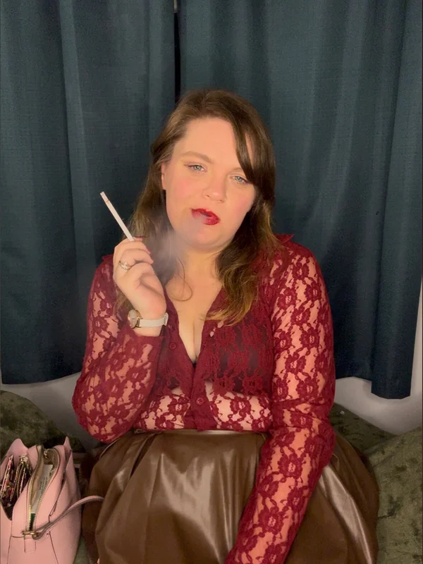 Eve Burns