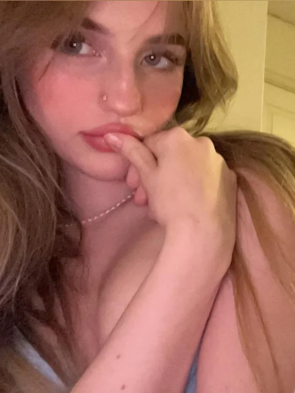 Gracie West🧚🏻‍♀️