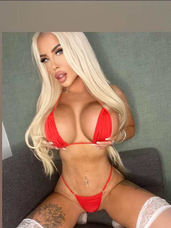 Hayley 💦💦  SUPER SOAKER💖💦