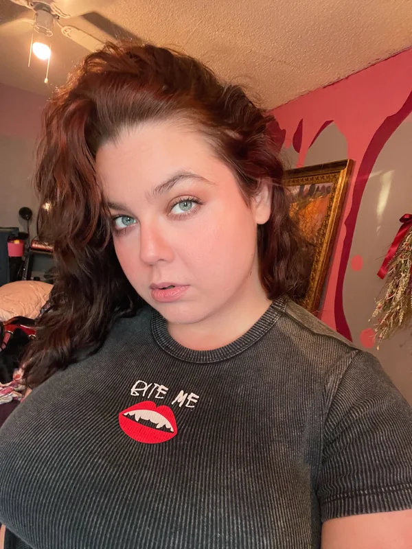 Honey Bun: Attention Addicted BBW 💕