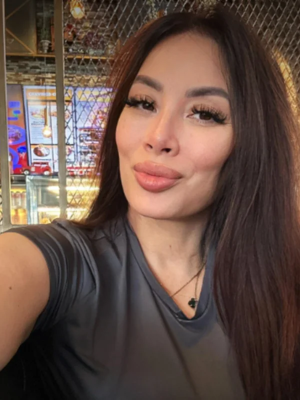 OVER 50 Jess @HotMessTV