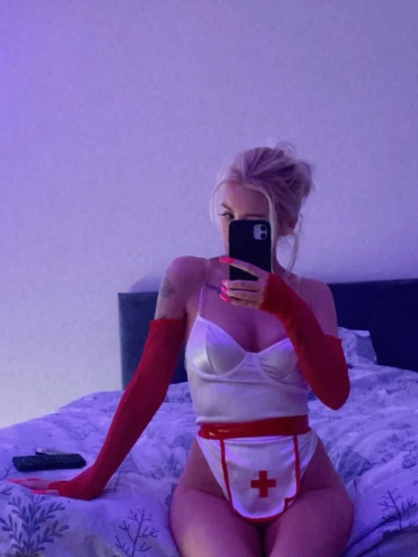 Iambriee ☘️ FULLY EXPLICIT PAGE 😈