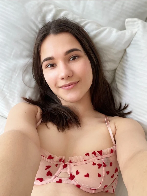 °˖✧𝓘𝓷𝓼𝓸𝓶𝓷𝓲𝓪 𝕏✧˖°