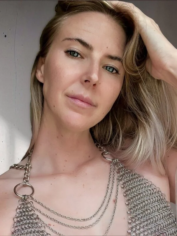 Issy Austi