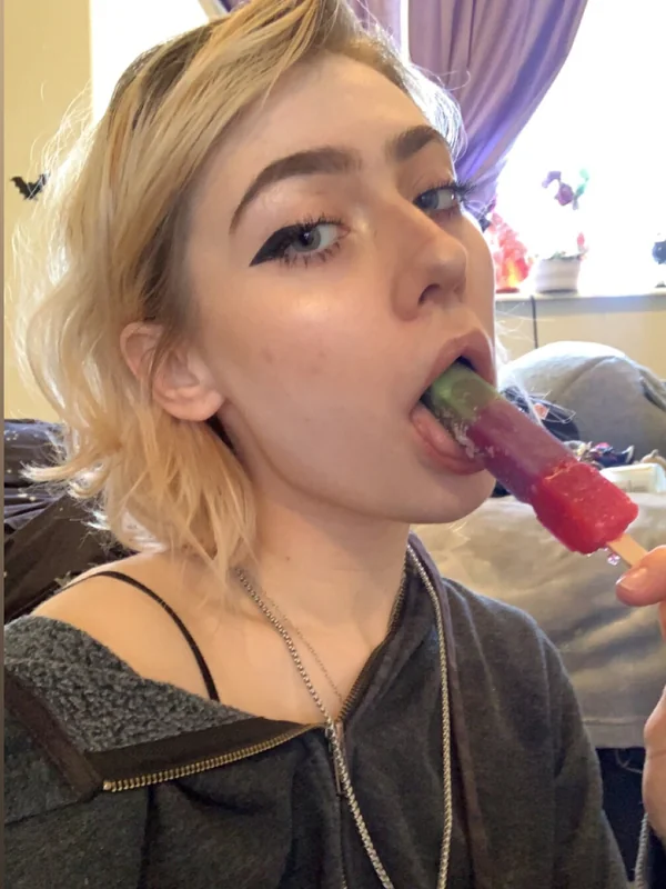 𝔟𝔞𝔱𝔰 🦇