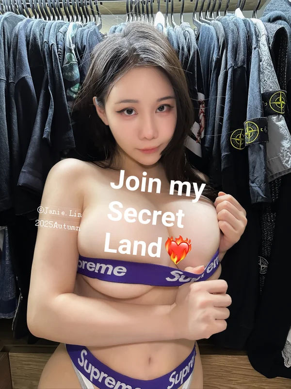 泥泥 JANiE