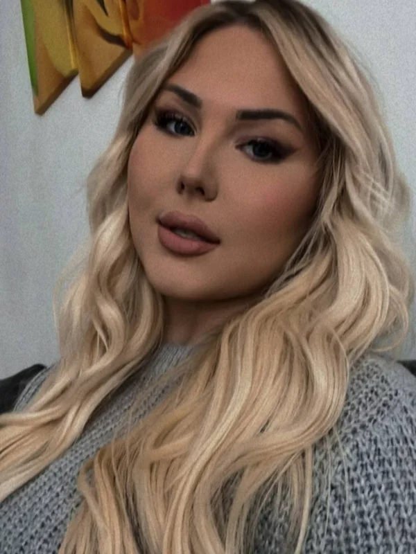 Juli Sky