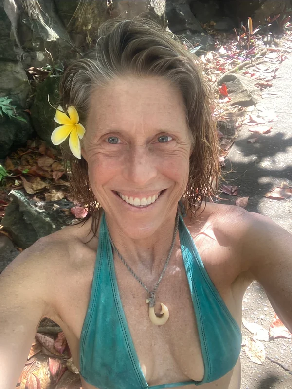 Jungle Lady 52 Exposed