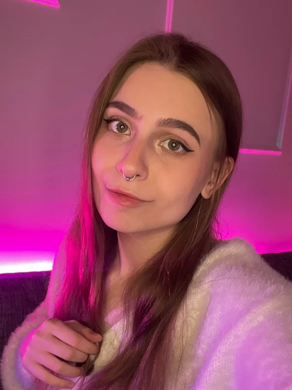 Sofia on all fours 🐾 VIP PLACE 🐾