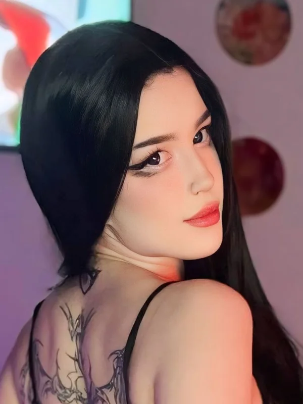 𝙠𝙪𝙧𝙤𝙢𝙞 🖤✨