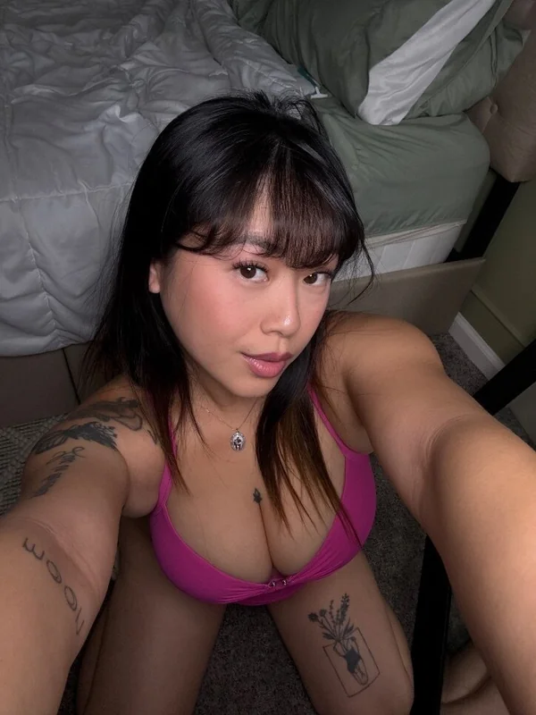 Langie 🏆RATED #1 HORNIEST Asian🏆