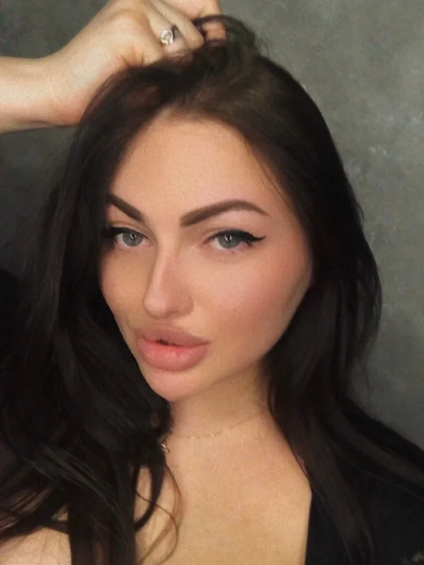 Lara Odas 😈