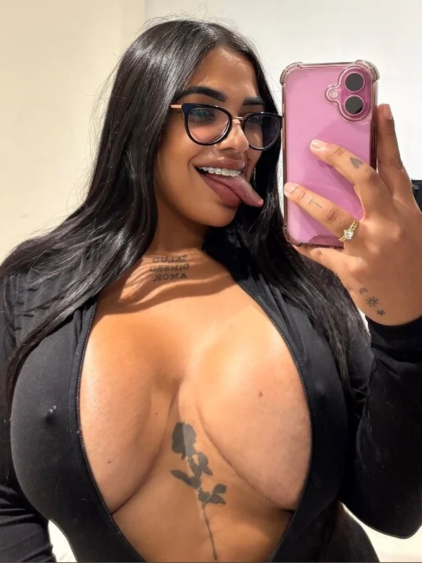 GODDESS LUCIANA FETISH LOVER