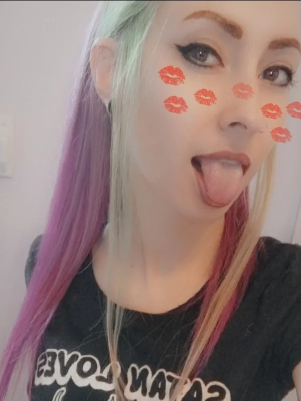 LeenaMouz