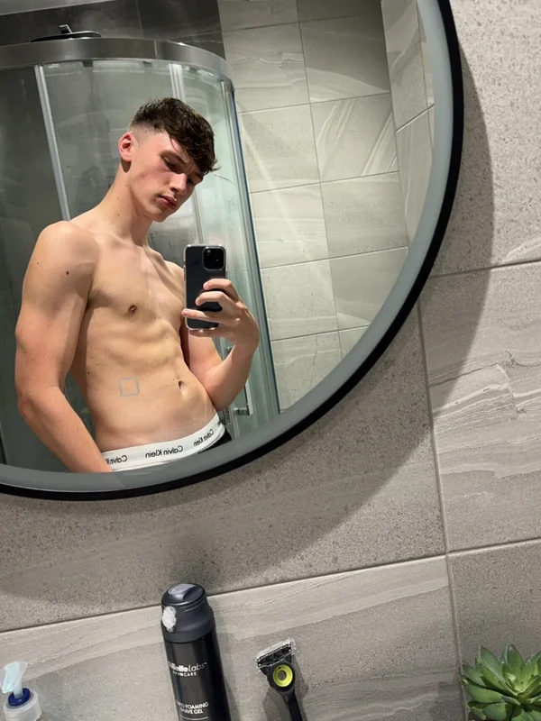 lewisboothy