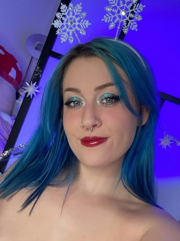 𝕷𝖚𝖓𝖆 𝕰𝖑𝖎𝖘𝖊🌙 your scandinavian gf💕