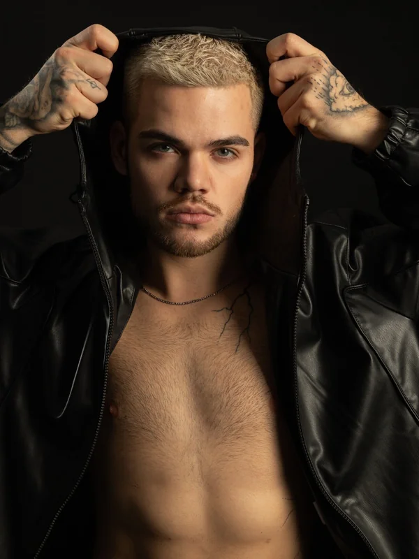 Master On Twinks 😈🖤⛓️