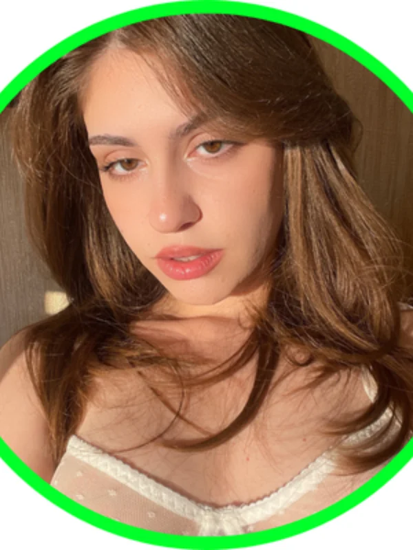 𝐸𝓂𝒾𝓁𝓎🎀