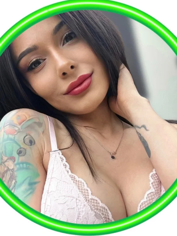 Mia Moon