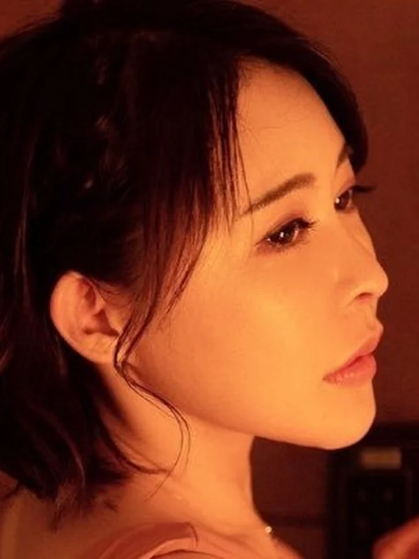 therapist minami airi