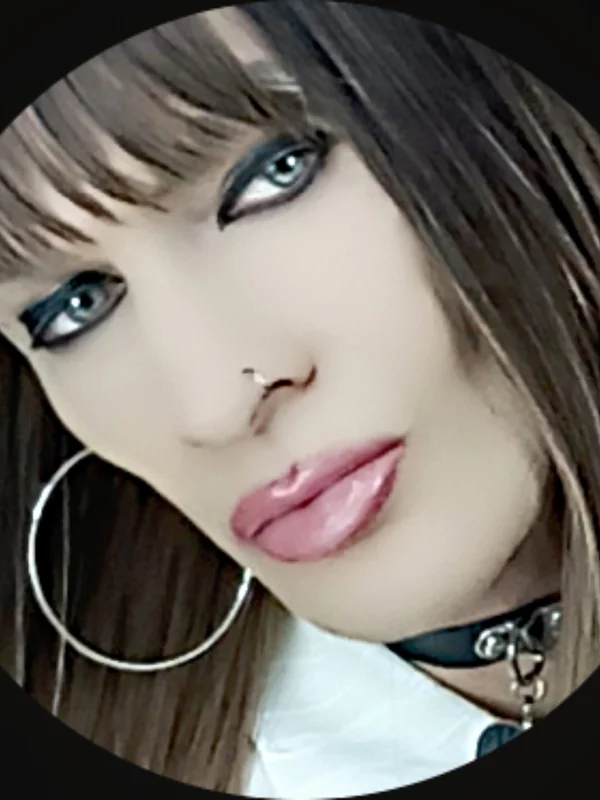 Minka Summers