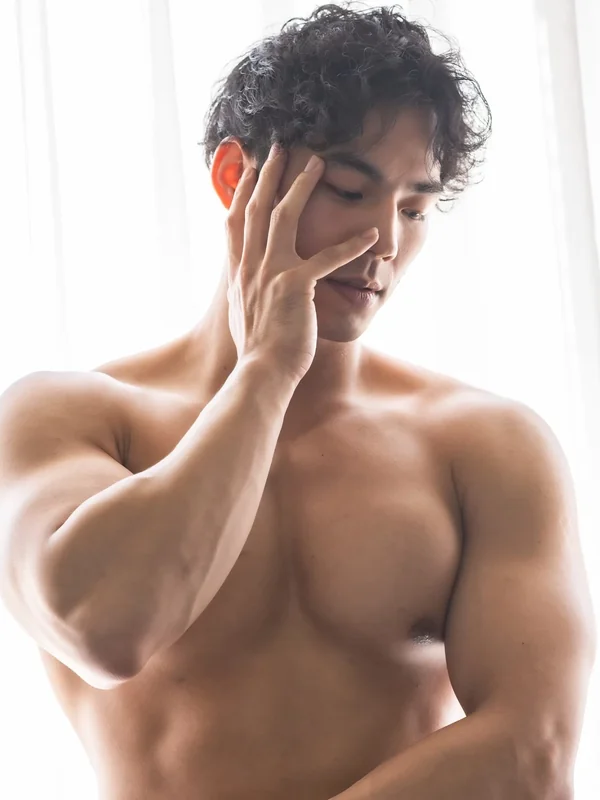 奥　志哉