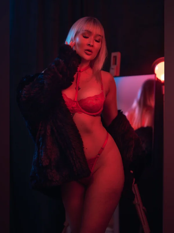 n1nnul11n1FREE✨Northern prettiest blond✨