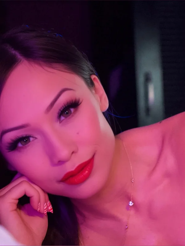 💋 Asian Goddess 💋