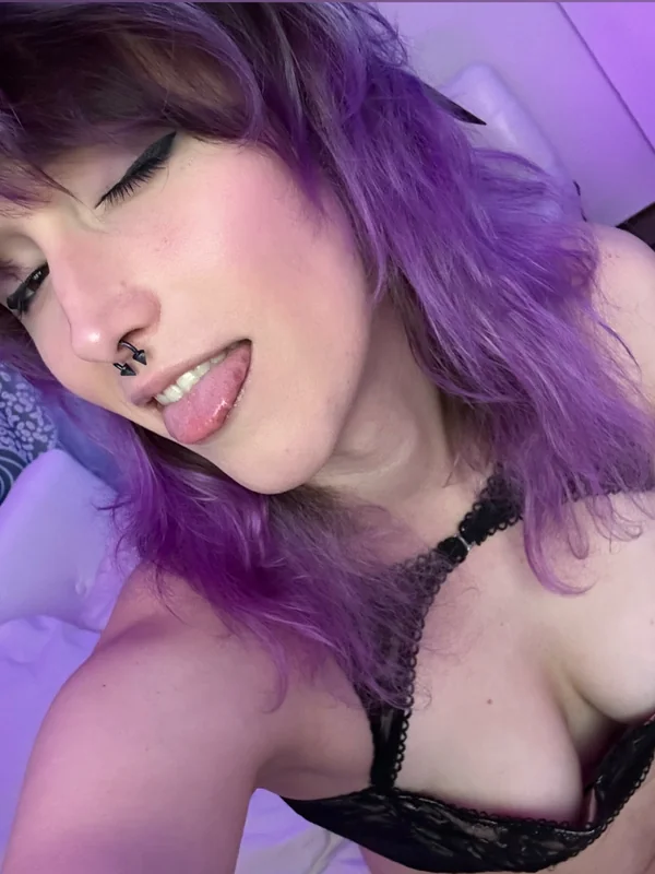 Nikki Mayhem