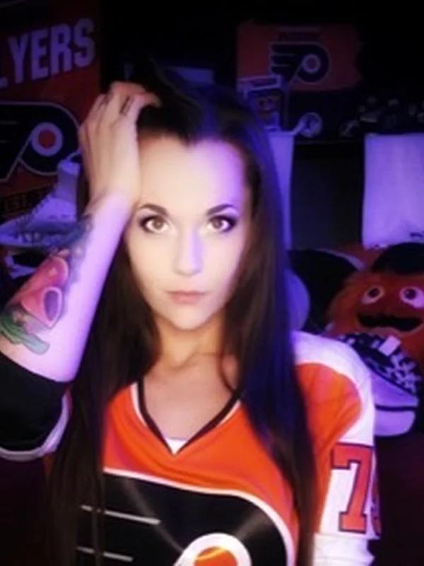 NoelleEdenfallFREE