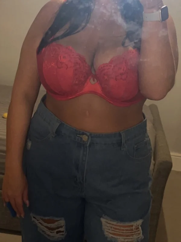 Sexy mom olivia