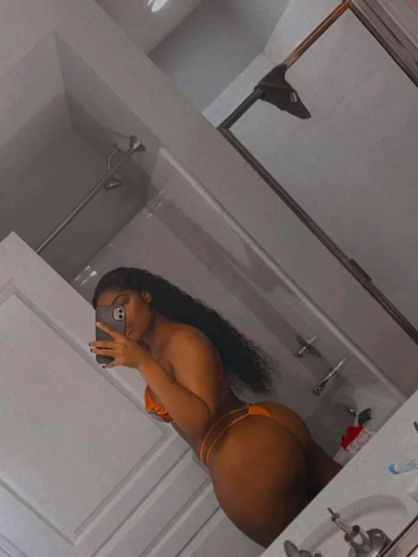 The Giving Peach 🍑🥰💝